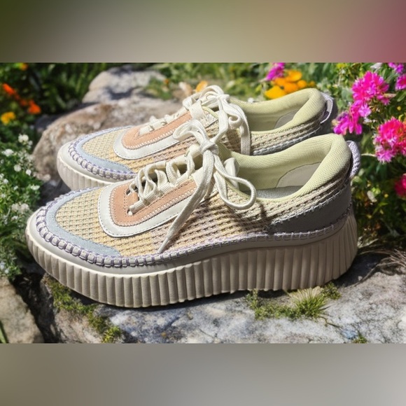 Dolce Vita Women's Dolen Platform Sneaker, Pastel Colors, Size 8.5 - Picture 1 of 5